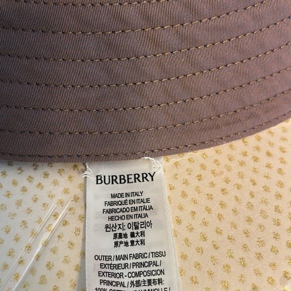 Burberry Bucket Hat & Shopping Bag (NWT) L - Picture 6 of 6
